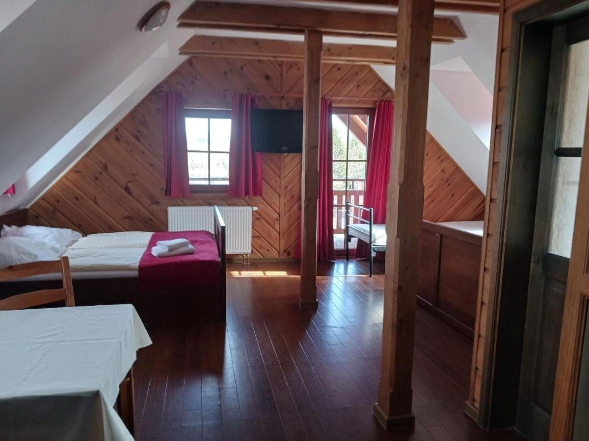Hotel Leyla 3*