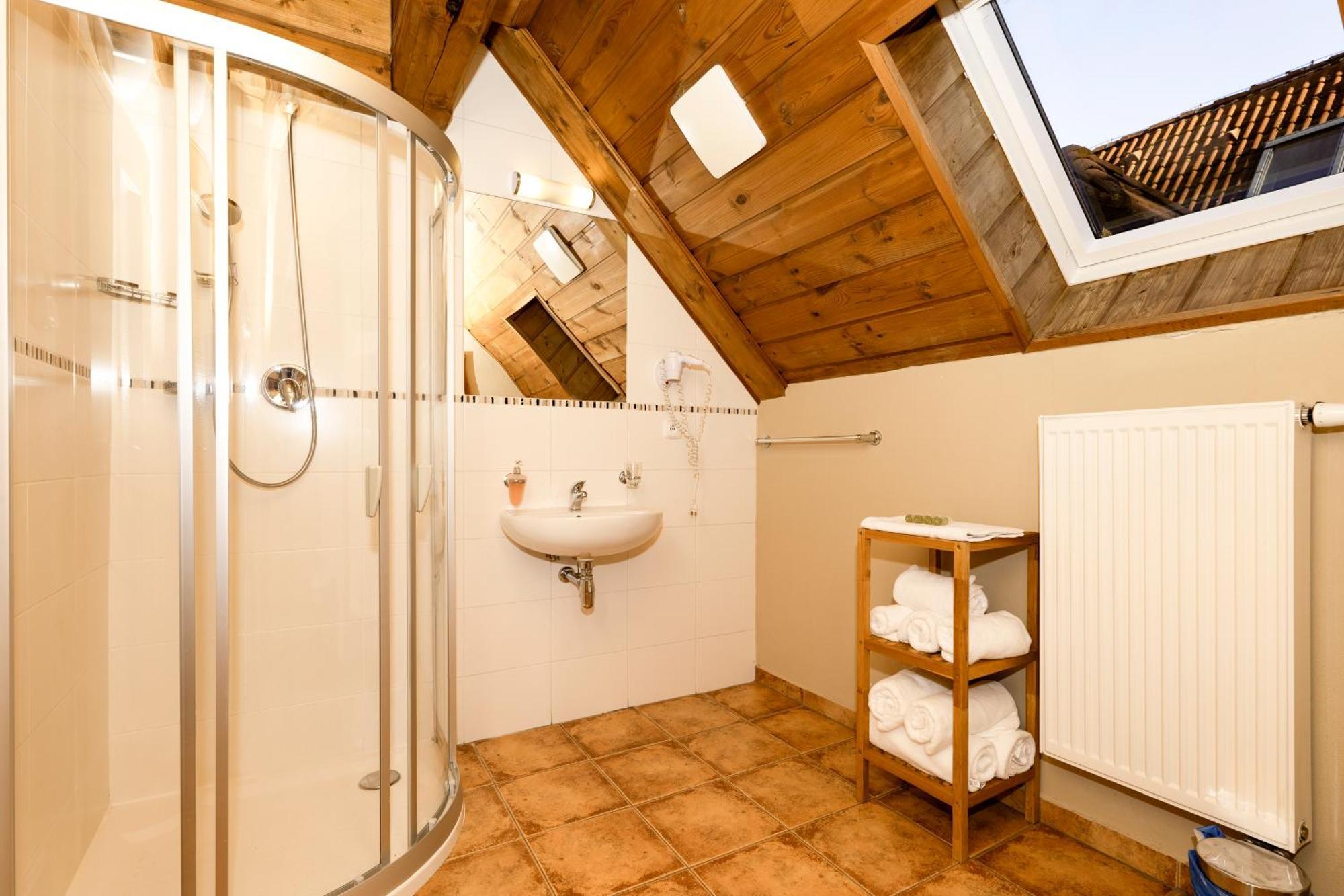 Leyla Hotel 3*