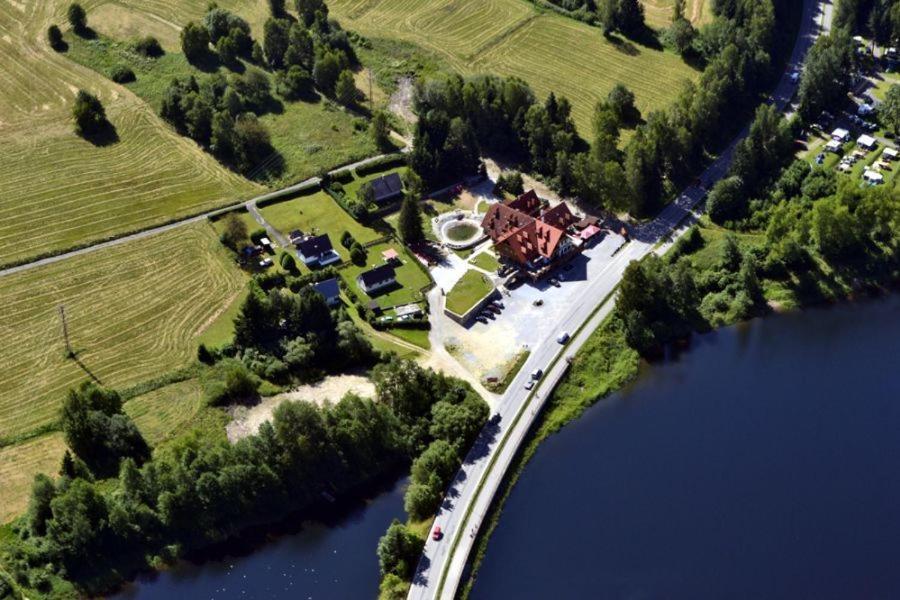 Hotel Leyla 3*
